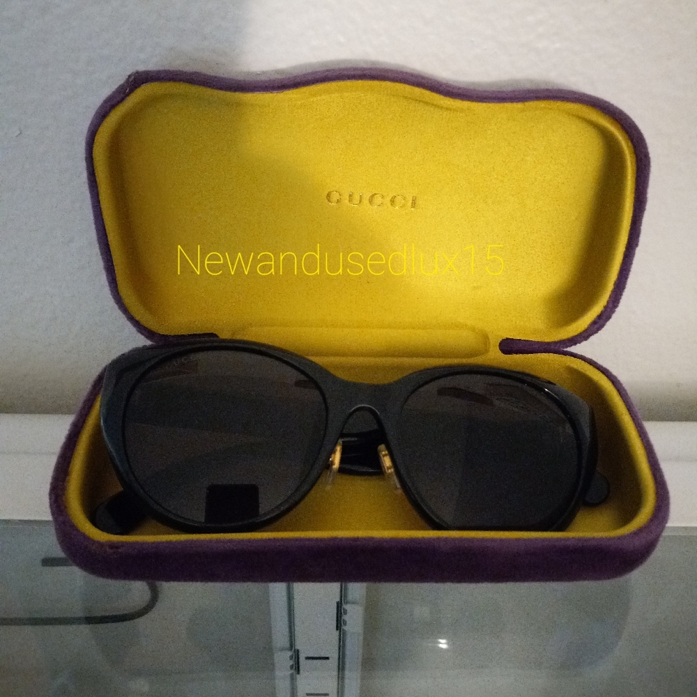 Gucci black sunglasses